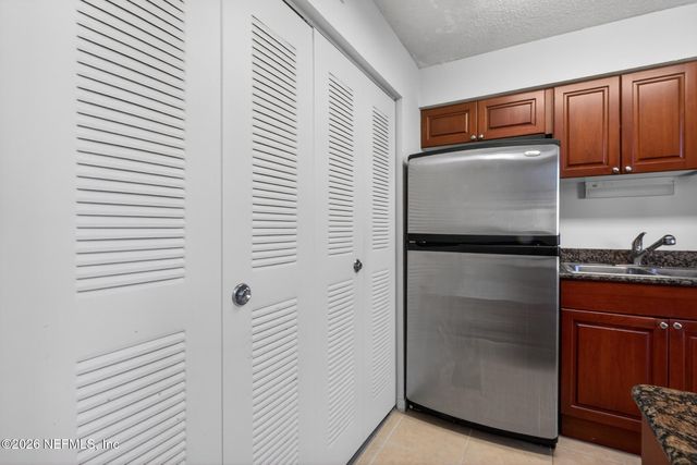 10200 BELLE RIVE Boulevard 105, Jacksonville, FL 32256