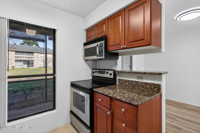 10200 BELLE RIVE Boulevard 105, Jacksonville, FL 32256