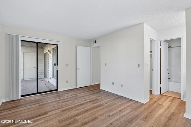 10200 BELLE RIVE Boulevard 105, Jacksonville, FL 32256