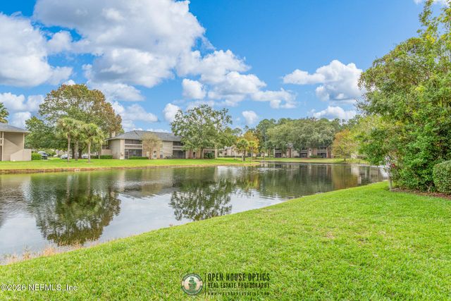 10200 BELLE RIVE Boulevard 105, Jacksonville, FL 32256