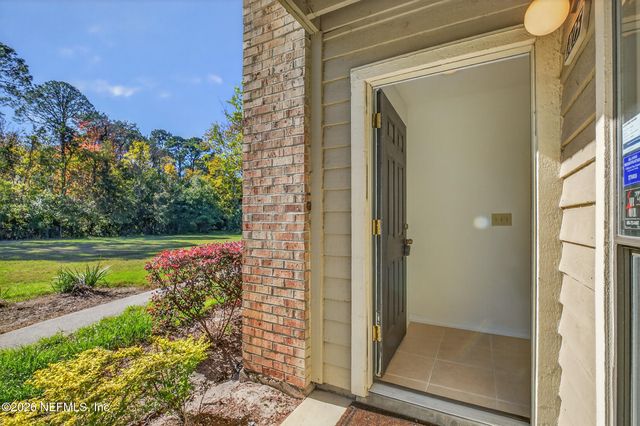 10200 BELLE RIVE Boulevard 105, Jacksonville, FL 32256