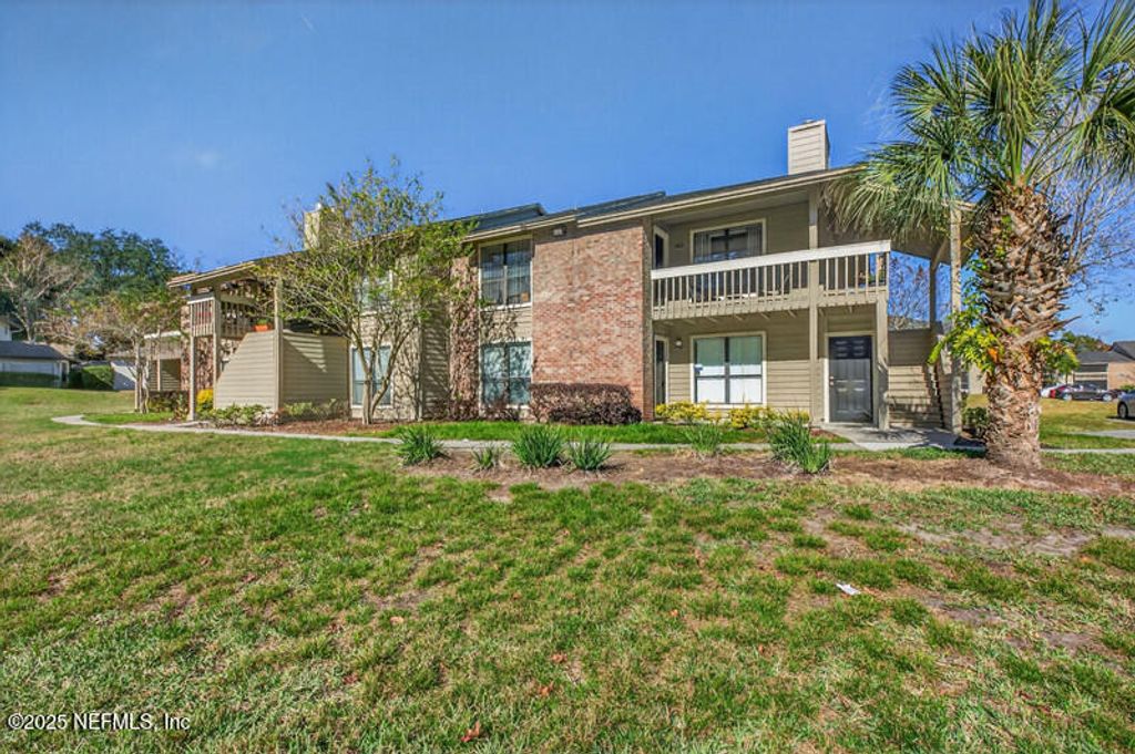 10200 BELLE RIVE Boulevard 105, Jacksonville, FL 32256