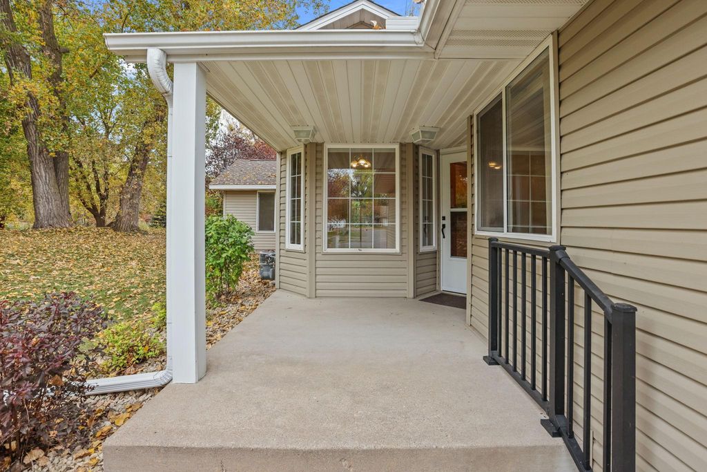 11027 Lincoln Court NE, Blaine, MN 55434 — exterior