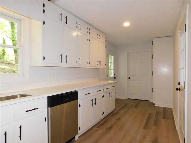 183 Laurel Heights Drive, Dahlonega, GA 30533