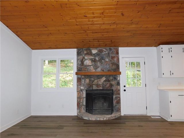 183 Laurel Heights Drive, Dahlonega, GA 30533