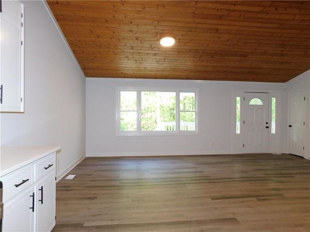 183 Laurel Heights Drive, Dahlonega, GA 30533