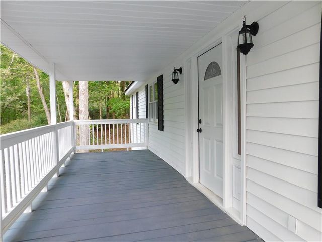 183 Laurel Heights Drive, Dahlonega, GA 30533