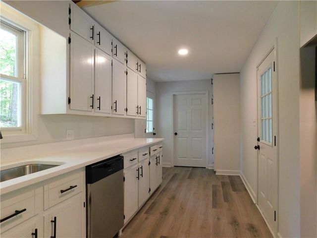 183 Laurel Heights Drive, Dahlonega, GA 30533