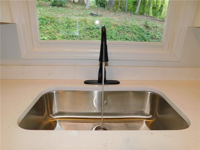 183 Laurel Heights Drive, Dahlonega, GA 30533
