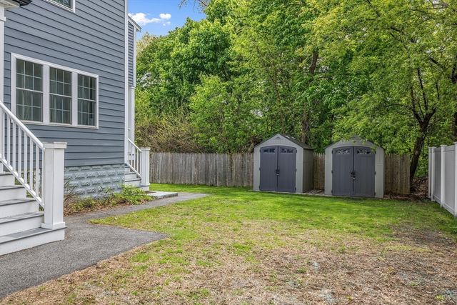 10 Edith St 10, Arlington, MA 02474