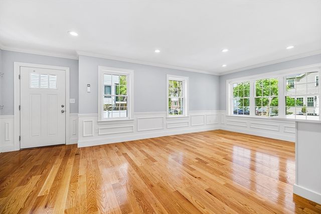 10 Edith St 10, Arlington, MA 02474