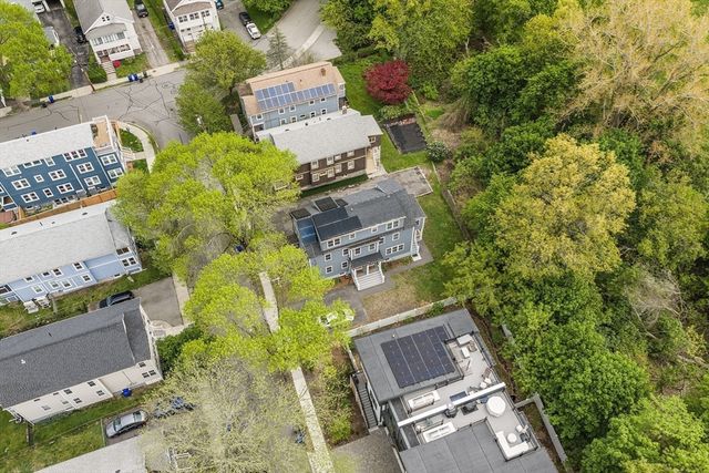 10 Edith St 10, Arlington, MA 02474