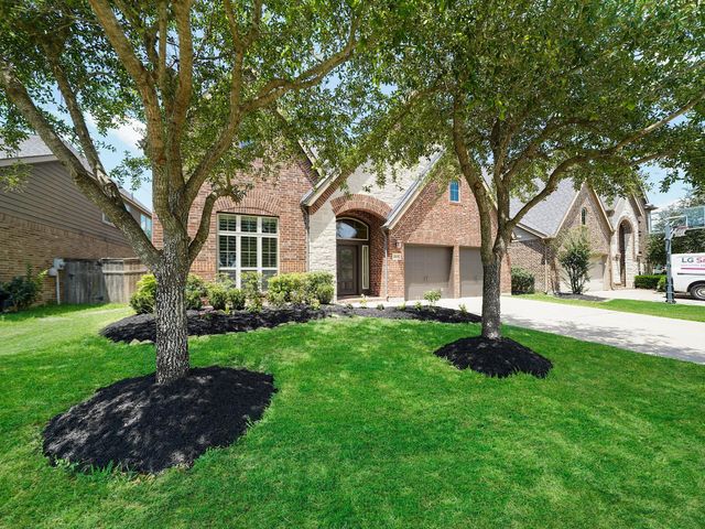 28131 Twin Knolls Lane, Fulshear, TX 77441