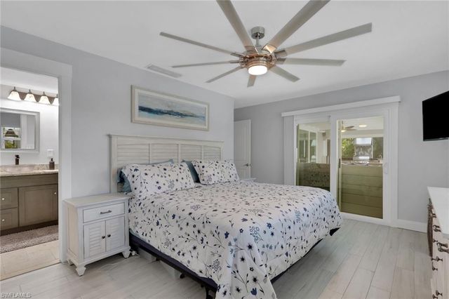 5356 Delano CT, Cape Coral, FL 33904