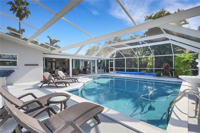 5356 Delano CT, Cape Coral, FL 33904