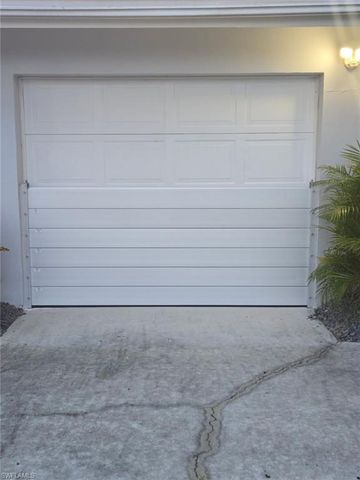 5356 Delano CT, Cape Coral, FL 33904