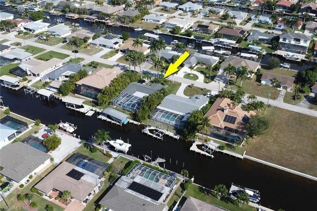 5356 Delano CT, Cape Coral, FL 33904