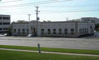747 Lake Cook Road, Deerfield, IL 60015