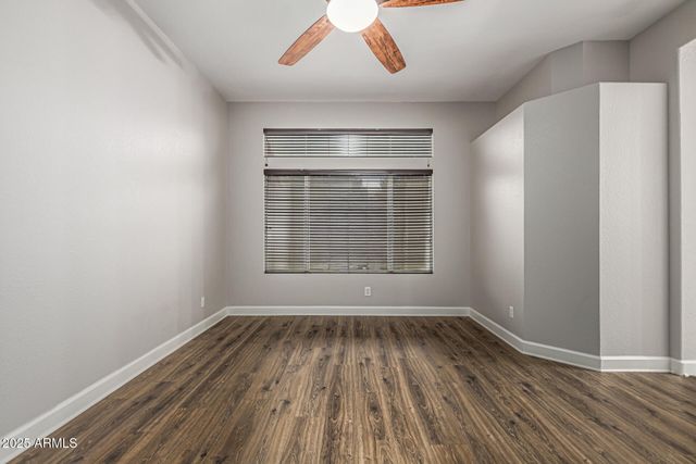 3160 S LAGUNA Drive, Chandler, AZ 85248