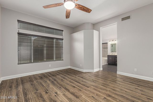 3160 S LAGUNA Drive, Chandler, AZ 85248