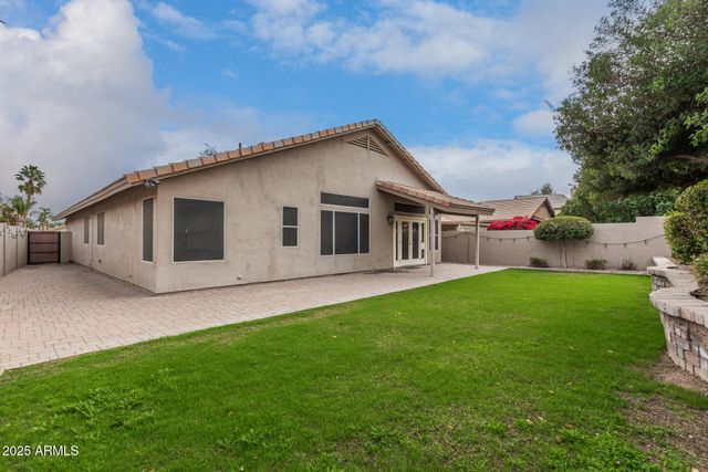 3160 S LAGUNA Drive, Chandler, AZ 85248