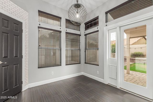 3160 S LAGUNA Drive, Chandler, AZ 85248