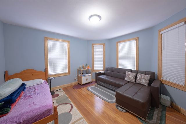 162 Glendale Rd, Quincy, MA 02169