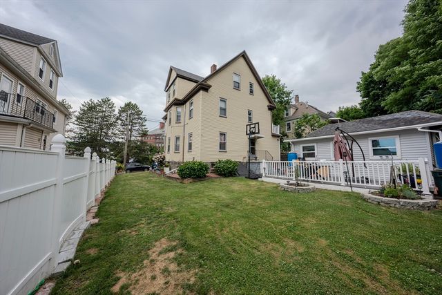 162 Glendale Rd, Quincy, MA 02169