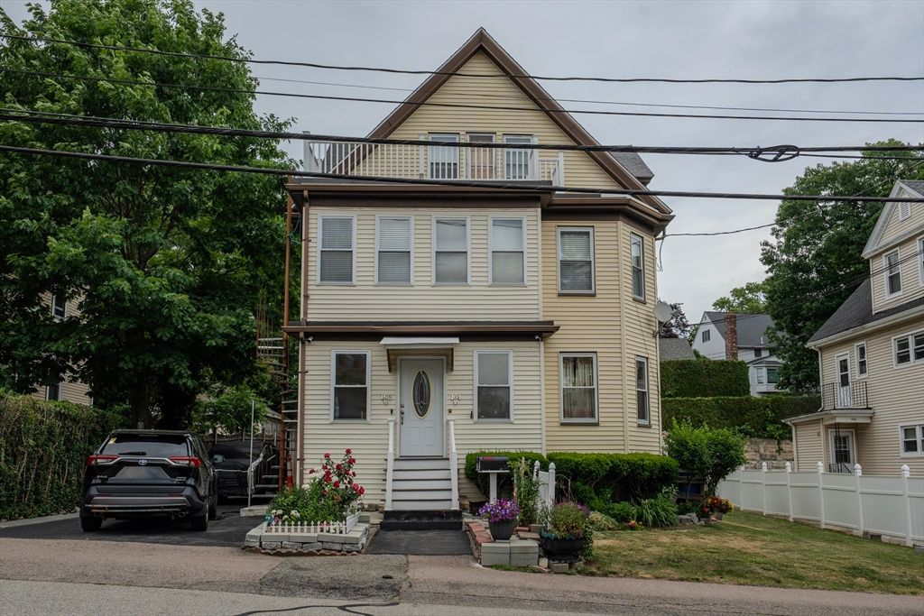 162 Glendale Rd, Quincy, MA 02169