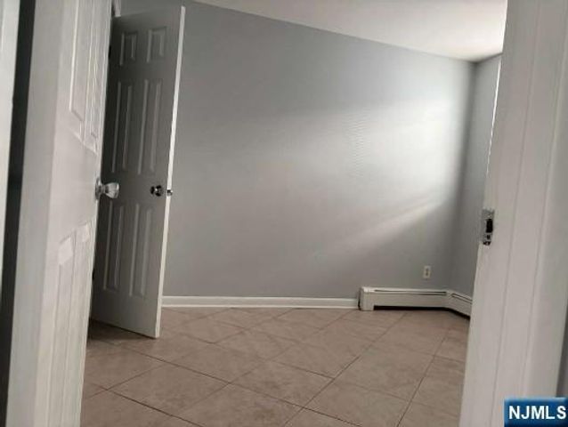 60 Ivy Street 1B, Kearny, NJ 07032
