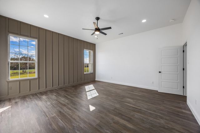 4651 Grand View Drive, Athens, TX 75752