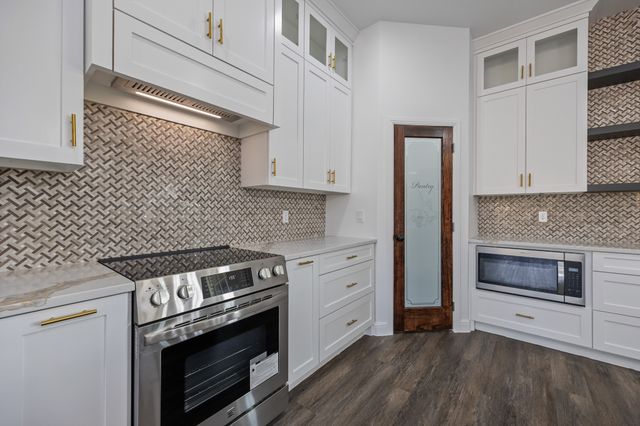 4651 Grand View Drive, Athens, TX 75752