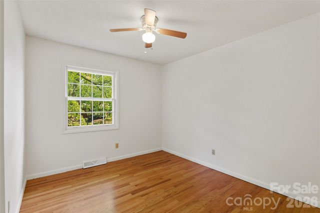 68 Imperial Court, Asheville, NC 28803