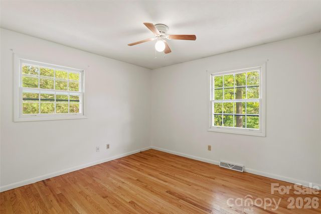 68 Imperial Court, Asheville, NC 28803