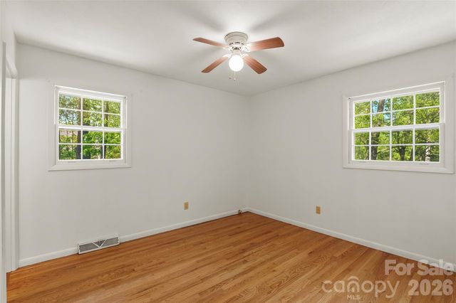68 Imperial Court, Asheville, NC 28803