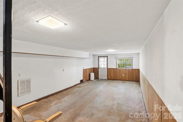 68 Imperial Court, Asheville, NC 28803