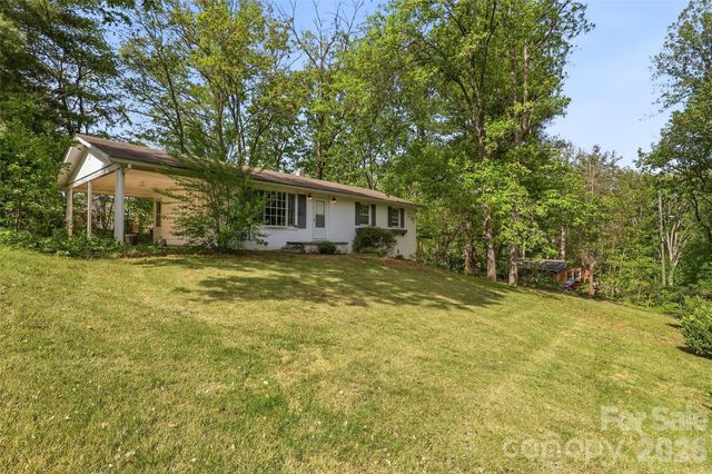 68 Imperial Court, Asheville, NC 28803