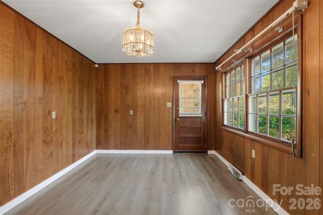 68 Imperial Court, Asheville, NC 28803