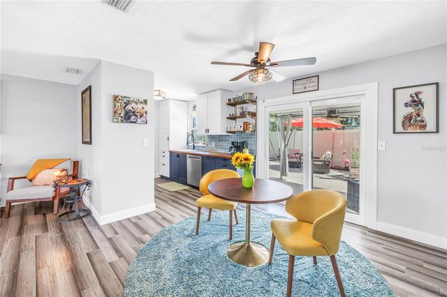 5698 24TH TERRACE N, St Petersburg, FL 33710