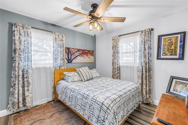 5698 24TH TERRACE N, St Petersburg, FL 33710