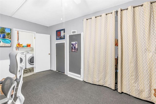 5698 24TH TERRACE N, St Petersburg, FL 33710