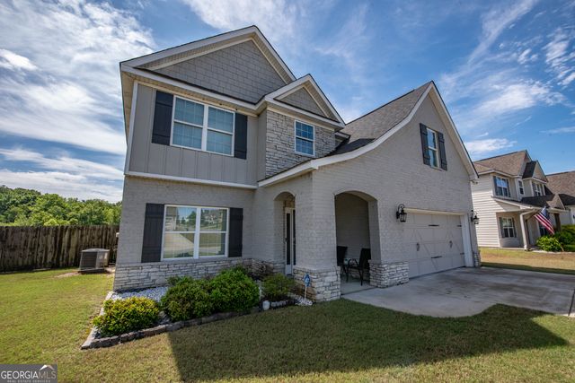 125 Amberley Court, Kathleen, GA 31047