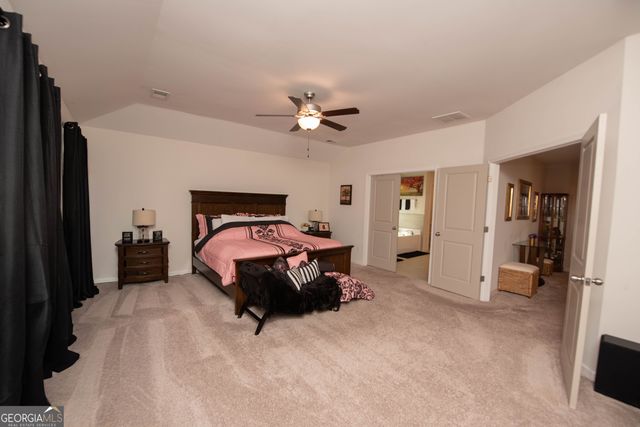 125 Amberley Court, Kathleen, GA 31047