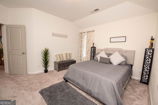 125 Amberley Court, Kathleen, GA 31047