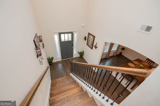 125 Amberley Court, Kathleen, GA 31047