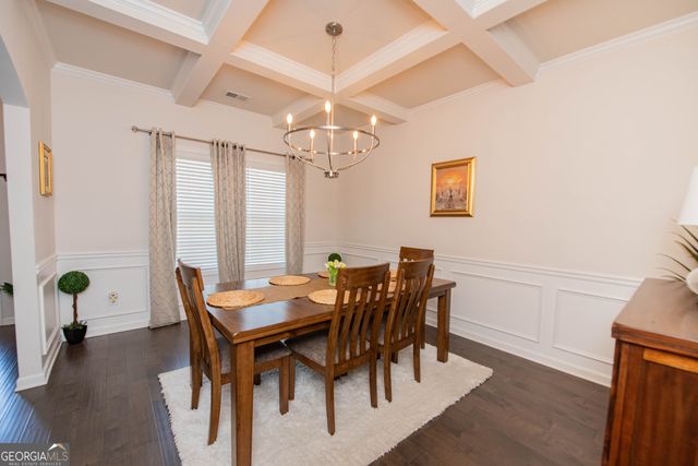 125 Amberley Court, Kathleen, GA 31047