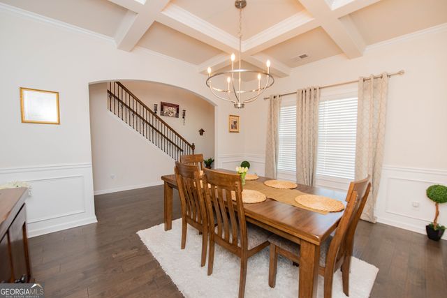 125 Amberley Court, Kathleen, GA 31047