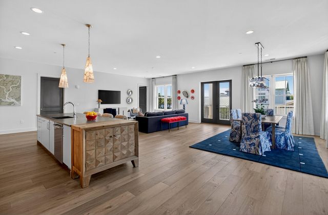 301 Longshore Street 421, Charleston, SC 29492