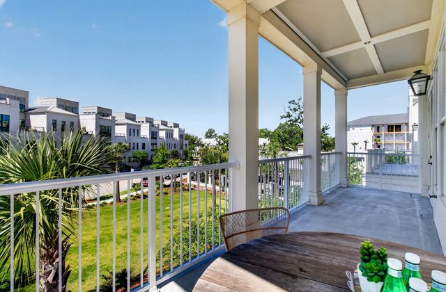 301 Longshore Street 421, Charleston, SC 29492