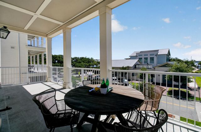 301 Longshore Street 421, Charleston, SC 29492